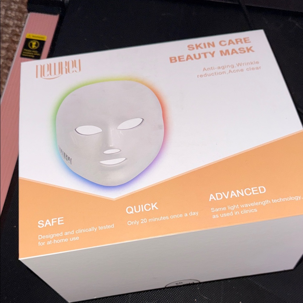 White Skincare Beauty Mask